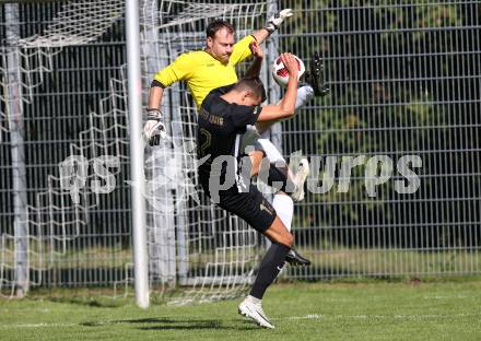 Fussball Unterliga Ost. ASK gegen Kraig. Alexander Schenk, (ASK), Benjamin Lamzari  (Kraig). Klagenfurt, am 9.9.2018.
Foto: Kuess
---
pressefotos, pressefotografie, kuess, qs, qspictures, sport, bild, bilder, bilddatenbank