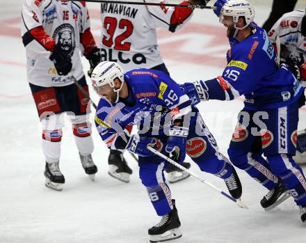 EBEL. Eishockey Bundesliga. EC VSV gegen KHL Medvescak Zagreb. Torjubel Jerry Pollastrone, MacGregor Sharp (VSV). Villach, am 1.9.2018.
Foto: Kuess 


---
pressefotos, pressefotografie, kuess, qs, qspictures, sport, bild, bilder, bilddatenbank