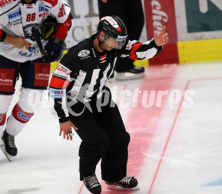 EBEL. Eishockey Bundesliga. EC VSV gegen KHL Medvescak Zagreb. Schiedsrichter Patrick Gruber. Villach, am 1.9.2018.
Foto: Kuess 


---
pressefotos, pressefotografie, kuess, qs, qspictures, sport, bild, bilder, bilddatenbank