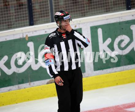 EBEL. Eishockey Bundesliga. EC VSV gegen KHL Medvescak Zagreb. Schiedsrichter Patrick Gruber. Villach, am 1.9.2018.
Foto: Kuess 


---
pressefotos, pressefotografie, kuess, qs, qspictures, sport, bild, bilder, bilddatenbank