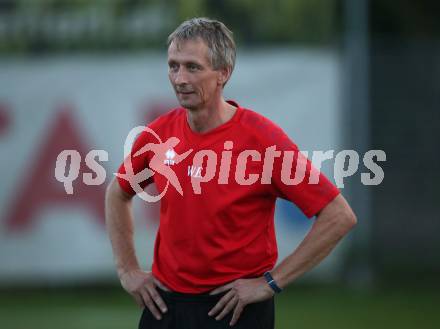 Fussball Kaerntner Liga. SAK gegen KAC 1909. Trainer Wolfgang Andreas Eberhard  (SAK). Klagenfurt, am 21.9.2018. Foto: Kuess
---
pressefotos, pressefotografie, kuess, qs, qspictures, sport, bild, bilder, bilddatenbank