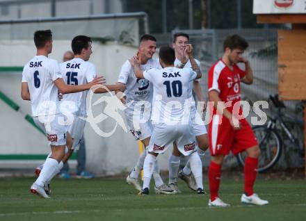 Fussball Kaerntner Liga. SAK gegen KAC 1909. Torjubel Zoran Vukovic, Marjan Koletnik, Amer Krcic, Alessandro Oraze, Roman Sadnek (SAK). Klagenfurt, am 21.9.2018. Foto: Kuess
---
pressefotos, pressefotografie, kuess, qs, qspictures, sport, bild, bilder, bilddatenbank