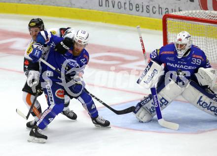 EBEL. Eishockey Bundesliga. EC VSV gegen DEC Dornbirn Bulldogs. Jamie Fraser, Dan Bakala,  (VSV), Brodie Dupont (Dornbirn). Villach, am 23.9.2018.
Foto: Kuess 


---
pressefotos, pressefotografie, kuess, qs, qspictures, sport, bild, bilder, bilddatenbank