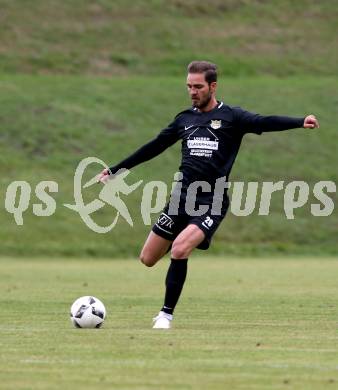 Fussball Kaerntner Liga. ASKOE Koettmannsdorf gegen Atus Ferlach. Toni Krijan (Koettmannsdorf). Koettmannsdorf, am 22.9.2018.
Foto: Kuess
---
pressefotos, pressefotografie, kuess, qs, qspictures, sport, bild, bilder, bilddatenbank