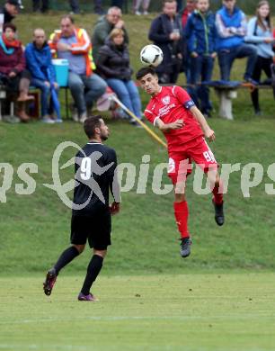 Fussball Kaerntner Liga. ASKOE Koettmannsdorf gegen Atus Ferlach. Christopher Sallinger (Koettmannsdorf), Lukas Jaklitsch (Ferlach). Koettmannsdorf, am 22.9.2018.
Foto: Kuess
---
pressefotos, pressefotografie, kuess, qs, qspictures, sport, bild, bilder, bilddatenbank