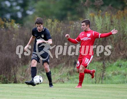 Fussball Kaerntner Liga. ASKOE Koettmannsdorf gegen Atus Ferlach. Fabian Krenn (Koettmannsdorf), Hannes Esterle (Ferlach). Koettmannsdorf, am 22.9.2018.
Foto: Kuess
---
pressefotos, pressefotografie, kuess, qs, qspictures, sport, bild, bilder, bilddatenbank