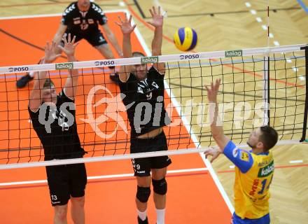 Volleyball. DenizBank AG Volley League Men. SK Posojilnica Aich/Dob gegen SG Union Raiffeisen Waldviertel. Matej Mihajlovic,  (Aich/Dob), Dawid Adam Siwczyk, Rudinei Boff (Waldviertel). Bleiburg, am 29.9.2018.
Foto: Kuess
---
pressefotos, pressefotografie, kuess, qs, qspictures, sport, bild, bilder, bilddatenbank
