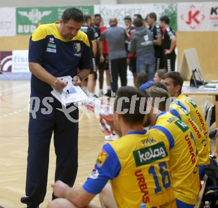 Volleyball. DenizBank AG Volley League Men. SK Posojilnica Aich/Dob gegen SG Union Raiffeisen Waldviertel. Trainer Matjaz Hafner (Aich/Dob). Bleiburg, am 29.9.2018.
Foto: Kuess
---
pressefotos, pressefotografie, kuess, qs, qspictures, sport, bild, bilder, bilddatenbank