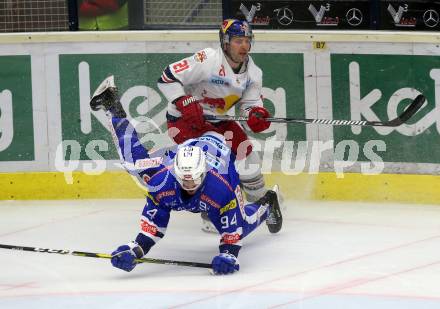 EBEL. Eishockey Bundesliga. EC VSV gegen EC Red Bull Salzburg. Brandon Alderson, (VSV), Bobby Raymond (Salzburg). Villach, am 5.10.2018.
Foto: Kuess 


---
pressefotos, pressefotografie, kuess, qs, qspictures, sport, bild, bilder, bilddatenbank