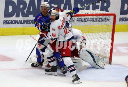 EBEL. Eishockey Bundesliga. EC VSV gegen EC Red Bull Salzburg. Blaine Down,  (VSV), Layne Viveiros (Salzburg). Villach, am 5.10.2018.
Foto: Kuess 


---
pressefotos, pressefotografie, kuess, qs, qspictures, sport, bild, bilder, bilddatenbank