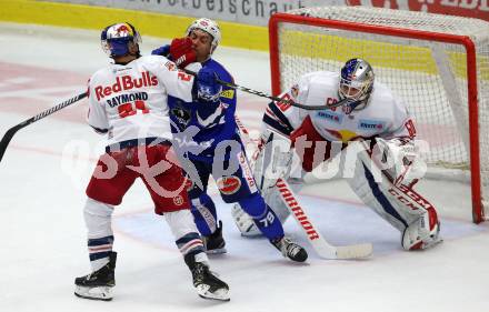 EBEL. Eishockey Bundesliga. EC VSV gegen EC Red Bull Salzburg. Blaine Down,  (VSV), Bobby Raymond, Lukas Herzog (Salzburg). Villach, am 5.10.2018.
Foto: Kuess 


---
pressefotos, pressefotografie, kuess, qs, qspictures, sport, bild, bilder, bilddatenbank