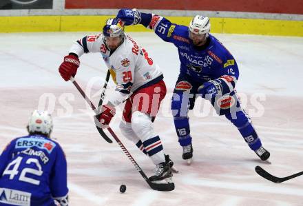 EBEL. Eishockey Bundesliga. EC VSV gegen EC Red Bull Salzburg. MacGregor Sharp,  (VSV), Christopher Van De Velde (Salzburg). Villach, am 5.10.2018.
Foto: Kuess 


---
pressefotos, pressefotografie, kuess, qs, qspictures, sport, bild, bilder, bilddatenbank