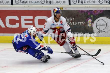 EBEL. Eishockey Bundesliga. EC VSV gegen EC Red Bull Salzburg. Jamie Fraser,  (VSV), Thomas Raffl (Salzburg). Villach, am 5.10.2018.
Foto: Kuess 


---
pressefotos, pressefotografie, kuess, qs, qspictures, sport, bild, bilder, bilddatenbank
