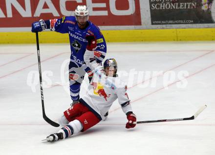 EBEL. Eishockey Bundesliga. EC VSV gegen EC Red Bull Salzburg. Bernd Wolf, (VSV), Dustin Gazley  (Salzburg). Villach, am 5.10.2018.
Foto: Kuess 


---
pressefotos, pressefotografie, kuess, qs, qspictures, sport, bild, bilder, bilddatenbank
