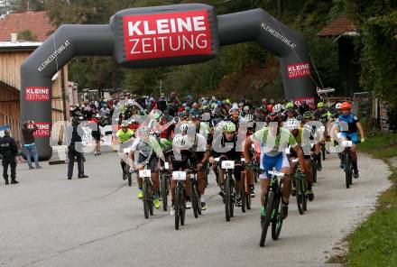 Bergduathlon. Kosiak Loewe. Start. Feistritz im Rosental, Klagenfurter Huette, Kosiak, am 6.10.2018.
Foto: Kuess
---
pressefotos, pressefotografie, kuess, qs, qspictures, sport, bild, bilder, bilddatenbank