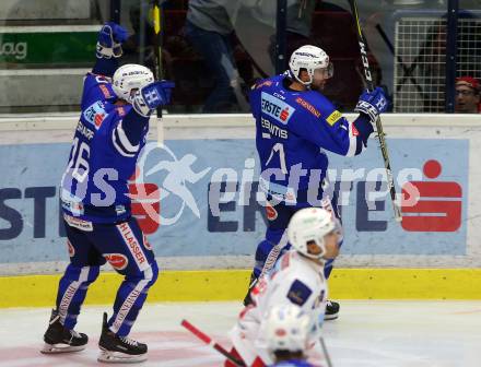 EBEL. Eishockey Bundesliga. EC VSV gegen KAC. Torjubel MacGregor Sharp, Jason Desantis (VSV). Villach, am 7.10.2018.
Foto: Kuess 


---
pressefotos, pressefotografie, kuess, qs, qspictures, sport, bild, bilder, bilddatenbank