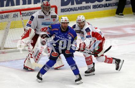 EBEL. Eishockey Bundesliga. EC VSV gegen KAC. Jerry Pollastrone, (VSV), Lars Haugen, Stefan Geier  (KAC). Villach, am 7.10.2018.
Foto: Kuess 


---
pressefotos, pressefotografie, kuess, qs, qspictures, sport, bild, bilder, bilddatenbank