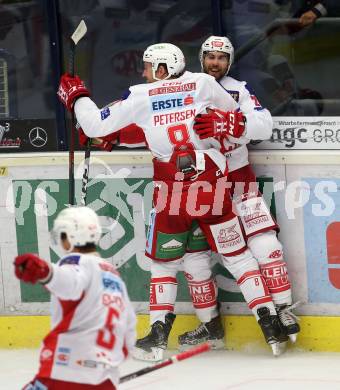 EBEL. Eishockey Bundesliga. EC VSV gegen KAC. Torjubel Nicholas Eric Petersen, Martin Schumnig (KAC). Villach, am 7.10.2018.
Foto: Kuess 


---
pressefotos, pressefotografie, kuess, qs, qspictures, sport, bild, bilder, bilddatenbank