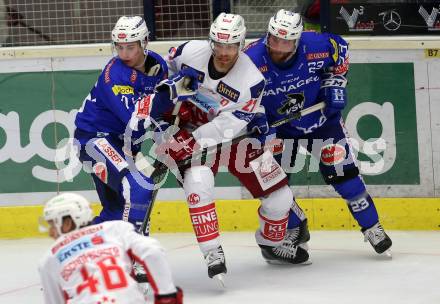 EBEL. Eishockey Bundesliga. EC VSV gegen KAC. Felix Maxa, Markus Schlacher,  (VSV), Thomas Hundertpfund (KAC). Villach, am 7.10.2018.
Foto: Kuess 


---
pressefotos, pressefotografie, kuess, qs, qspictures, sport, bild, bilder, bilddatenbank