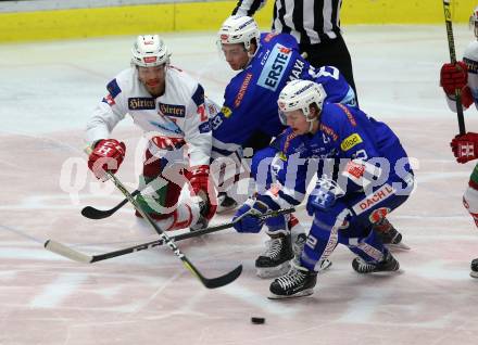 EBEL. Eishockey Bundesliga. EC VSV gegen KAC. Felix Maxa, (VSV), Benjamin Lanzinger, Thomas Hundertpfund  (KAC). Villach, am 7.10.2018.
Foto: Kuess 


---
pressefotos, pressefotografie, kuess, qs, qspictures, sport, bild, bilder, bilddatenbank