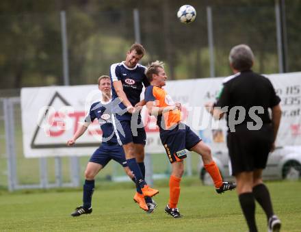 Fussball. 2. Klasse A. Oberes Moelltal gegen Grafendorf. Helmut Fercher (Oberes Moelltal), Patrick Steiner (Grafendorf). Rangersdorf, 6.10.2018.
Foto: Kuess
---
pressefotos, pressefotografie, kuess, qs, qspictures, sport, bild, bilder, bilddatenbank