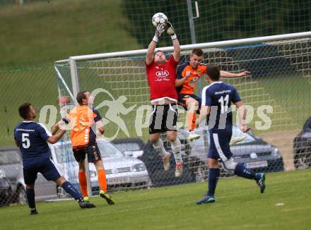Fussball. 2. Klasse A. Oberes Moelltal gegen Grafendorf. Gerhard Reichhold, Kai Brandstaetter (Oberes Moelltal), Michael Unterassinger, Marcel Arno Bidner, Simon Florian Weger (Grafendorf). Rangersdorf, 6.10.2018.
Foto: Kuess
---
pressefotos, pressefotografie, kuess, qs, qspictures, sport, bild, bilder, bilddatenbank