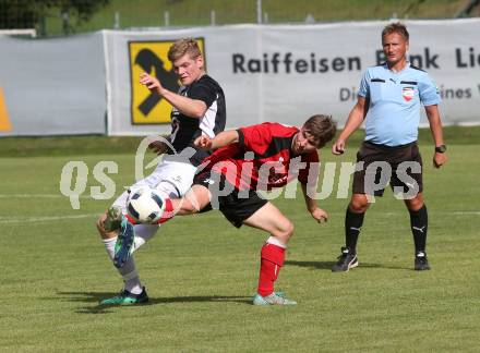 Fussball. Kaerntner Liga. Gmuend gegen SK Maria Saal. Domenik Steiner (Gmuend),  Marco Raunegger (Maria Saal). Gmuend, 6.10.2018.
Foto: Kuess 
---
pressefotos, pressefotografie, kuess, qs, qspictures, sport, bild, bilder, bilddatenbank