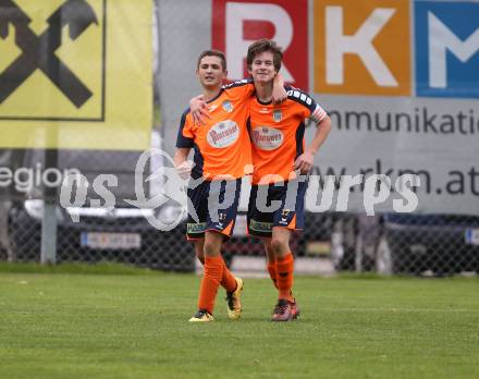 Fussball. 2. Klasse A. Oberes Moelltal gegen Grafendorf. Torjubel Christian Brandstaetter, Fabio Steiner  (Oberes Moelltal). Rangersdorf, 6.10.2018.
Foto: Kuess
---
pressefotos, pressefotografie, kuess, qs, qspictures, sport, bild, bilder, bilddatenbank