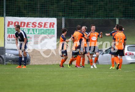 Fussball. 2. Klasse A. Oberes Moelltal gegen Grafendorf. Torjubel  (Oberes Moelltal). Rangersdorf, 6.10.2018.
Foto: Kuess
---
pressefotos, pressefotografie, kuess, qs, qspictures, sport, bild, bilder, bilddatenbank