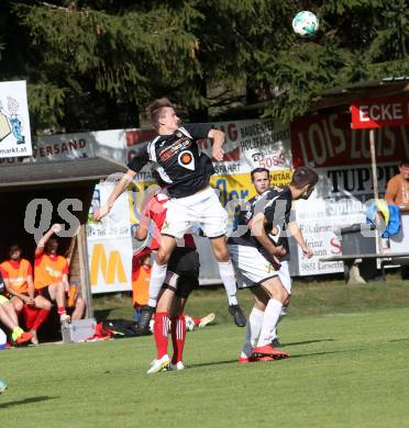 Fussball. Kaerntner Liga. Gmuend gegen SK Maria Saal. Niklas Hinteregger, 	Juro Kovacic (Gmuend),  Bernhard Walzl (Maria Saal). Gmuend, 6.10.2018.
Foto: Kuess 
---
pressefotos, pressefotografie, kuess, qs, qspictures, sport, bild, bilder, bilddatenbank