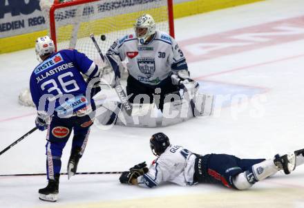 EBEL. Eishockey Bundesliga. EC VSV gegen Fehervar AV 19. Jerry Pollastrone,  (VSV), MacMillan Carruth, Ryan Glenn (Alba Volan). Villach, am 12.10.2018.
Foto: Kuess 


---
pressefotos, pressefotografie, kuess, qs, qspictures, sport, bild, bilder, bilddatenbank