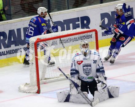 EBEL. Eishockey Bundesliga. EC VSV gegen Fehervar AV 19. Torjubel Jerry Pollastrone, Alexander Lahoda (VSV). Villach, am 12.10.2018.
Foto: Kuess 


---
pressefotos, pressefotografie, kuess, qs, qspictures, sport, bild, bilder, bilddatenbank