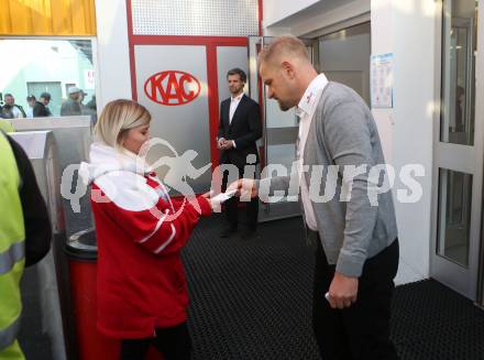 EBEL. Eishockey Bundesliga. KAC gegen HC TWK Innsbruck. Trainer Petri Matikainen  (KAC). Klagenfurt, am 14.10.2018.
Foto: Kuess

---
pressefotos, pressefotografie, kuess, qs, qspictures, sport, bild, bilder, bilddatenbank