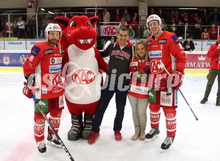 EBEL. Eishockey Bundesliga. KAC gegen HC TWK Innsbruck. Spieler des Abends Thomas Koch, Nicholas Eric Petersen (KAC). Klagenfurt, am 14.10.2018.
Foto: Kuess

---
pressefotos, pressefotografie, kuess, qs, qspictures, sport, bild, bilder, bilddatenbank