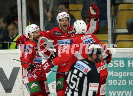 EBEL. Eishockey Bundesliga. KAC gegen HC TWK Innsbruck. Torjubel Adam Comrie, Thomas Koch, Nicholas Eric Petersen (KAC). Klagenfurt, am 14.10.2018.
Foto: Kuess

---
pressefotos, pressefotografie, kuess, qs, qspictures, sport, bild, bilder, bilddatenbank