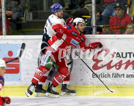 EBEL. Eishockey Bundesliga. KAC gegen HC TWK Innsbruck. Marcel Witting,  (KAC), Nicholas Ross (Innsbruck). Klagenfurt, am 14.10.2018.
Foto: Kuess

---
pressefotos, pressefotografie, kuess, qs, qspictures, sport, bild, bilder, bilddatenbank