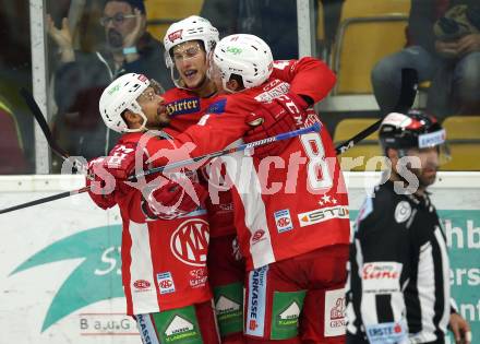 EBEL. Eishockey Bundesliga. KAC gegen HC TWK Innsbruck. Torjubel Adam Comrie, Thomas Koch, Nicholas Eric Petersen (KAC). Klagenfurt, am 14.10.2018.
Foto: Kuess

---
pressefotos, pressefotografie, kuess, qs, qspictures, sport, bild, bilder, bilddatenbank