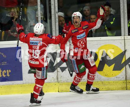 EBEL. Eishockey Bundesliga. KAC gegen HC TWK Innsbruck. Torjubel Adam Comrie, Thomas Koch (KAC). Klagenfurt, am 14.10.2018.
Foto: Kuess

---
pressefotos, pressefotografie, kuess, qs, qspictures, sport, bild, bilder, bilddatenbank