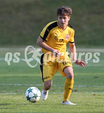 Fussball Kaerntner Liga. ATUS Ferlach gegen KAC 1909. Florian Richard Peterl (KAC). Ferlach, am 13.10.2018.
Foto: Kuess
---
pressefotos, pressefotografie, kuess, qs, qspictures, sport, bild, bilder, bilddatenbank