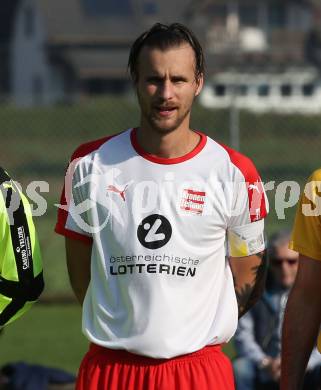 Fussball Kaerntner Liga. Woelfnitz gegen Spittal/Drau. Florian Bidovec  (Woelfnitz). Woelfnitz, am 13.10.2018.
Foto: Kuess
---
pressefotos, pressefotografie, kuess, qs, qspictures, sport, bild, bilder, bilddatenbank