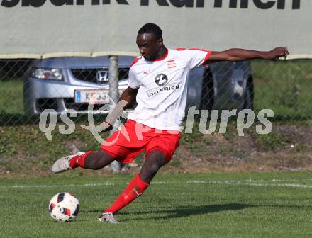 Fussball Kaerntner Liga. Woelfnitz gegen Spittal/Drau. Kevin Mpaka (Woelfnitz). Woelfnitz, am 13.10.2018.
Foto: Kuess
---
pressefotos, pressefotografie, kuess, qs, qspictures, sport, bild, bilder, bilddatenbank