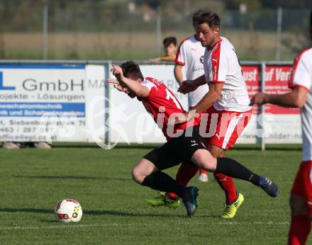 Fussball Kaerntner Liga. Woelfnitz gegen Spittal/Drau. Marco Sylvio Loritsch,  (Woelfnitz), Florian Pingist (Spittal). Woelfnitz, am 13.10.2018.
Foto: Kuess
---
pressefotos, pressefotografie, kuess, qs, qspictures, sport, bild, bilder, bilddatenbank