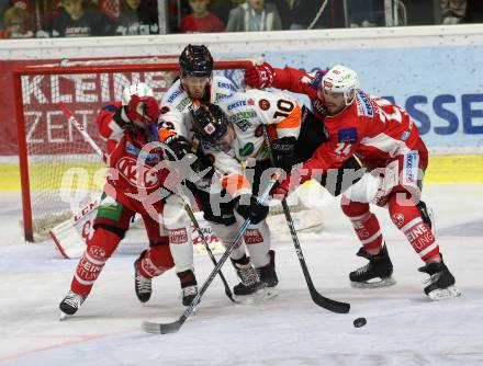 EBEL. Eishockey Bundesliga. KAC gegen Moser Medical Graz99ers. Thomas Koch, Strong Steven (KAC), 	Zusevics Zintis Nauris, Moderer Kevin (Graz). Klagenfurt, am 19.10.2018.
Foto: Kuess

---
pressefotos, pressefotografie, kuess, qs, qspictures, sport, bild, bilder, bilddatenbank