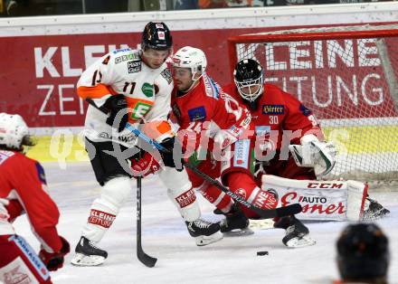 EBEL. Eishockey Bundesliga. KAC gegen Moser Medical Graz99ers.  	Strong Steven (KAC), Oleksuk Travis (Graz). Klagenfurt, am 19.10.2018.
Foto: Kuess

---
pressefotos, pressefotografie, kuess, qs, qspictures, sport, bild, bilder, bilddatenbank