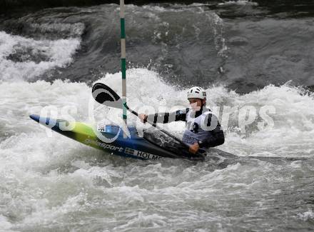 Kayak. Alpe Adria Kanu Slalom.  Erik Holmer.  Gurk (Fluss), 7.10.2018.
Foto: Kuess
---
pressefotos, pressefotografie, kuess, qs, qspictures, sport, bild, bilder, bilddatenbank