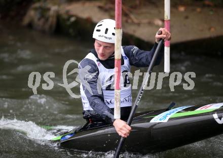 Kayak. Alpe Adria Kanu Slalom.  Max Roemer.  Gurk (Fluss), 7.10.2018.
Foto: Kuess
---
pressefotos, pressefotografie, kuess, qs, qspictures, sport, bild, bilder, bilddatenbank