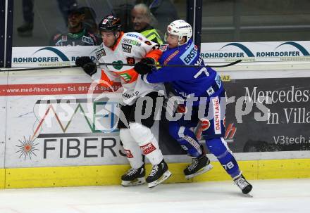 EBEL. Eishockey Bundesliga. EC VSV gegen Moser Medical Graz99ers. Felix Maxa, (VSV), Travis Oleksuk  (Graz). Villach, am 21.10.2018.
Foto: Kuess 


---
pressefotos, pressefotografie, kuess, qs, qspictures, sport, bild, bilder, bilddatenbank