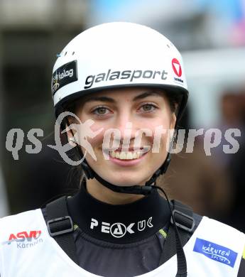 Kayak. Alpe Adria Kanu Slalom.  Nina Weratschnig.  Gurk (Fluss), 7.10.2018.
Foto: Kuess
---
pressefotos, pressefotografie, kuess, qs, qspictures, sport, bild, bilder, bilddatenbank