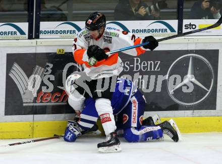 EBEL. Eishockey Bundesliga. EC VSV gegen Moser Medical Graz99ers. Nikolas Petrik, (VSV), Erik Kirchschlaeger  (Graz). Villach, am 21.10.2018.
Foto: Kuess 


---
pressefotos, pressefotografie, kuess, qs, qspictures, sport, bild, bilder, bilddatenbank