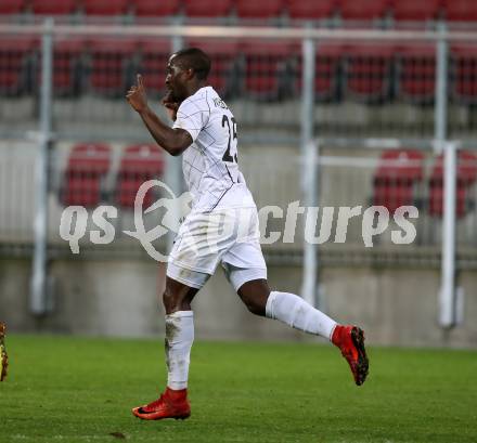 Fussball 2. Liga. SK Austria Klagenfurt gegen SKU Amstetten. Torjubel  Bradley Meledje (Austria Klagenfurt). Klagenfurt, am 19.10.2018.
Foto: Kuess
---
pressefotos, pressefotografie, kuess, qs, qspictures, sport, bild, bilder, bilddatenbank
